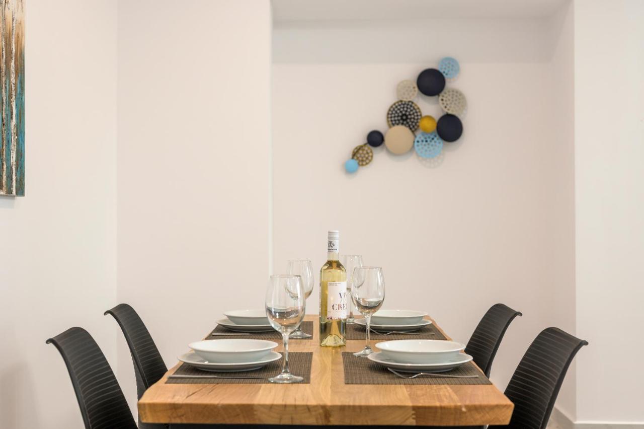 Quarters Luxury Apts Ханя Екстериор снимка