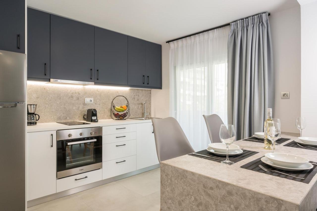 Quarters Luxury Apts Ханя Екстериор снимка