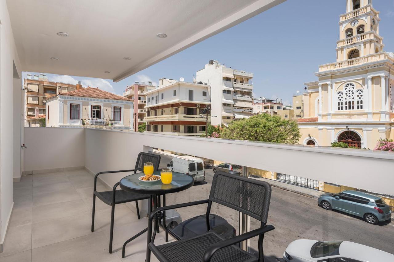 Quarters Luxury Apts Ханя Екстериор снимка