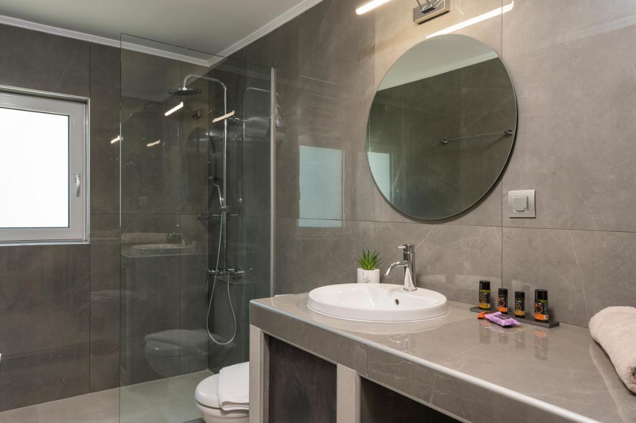 Quarters Luxury Apts Ханя Екстериор снимка