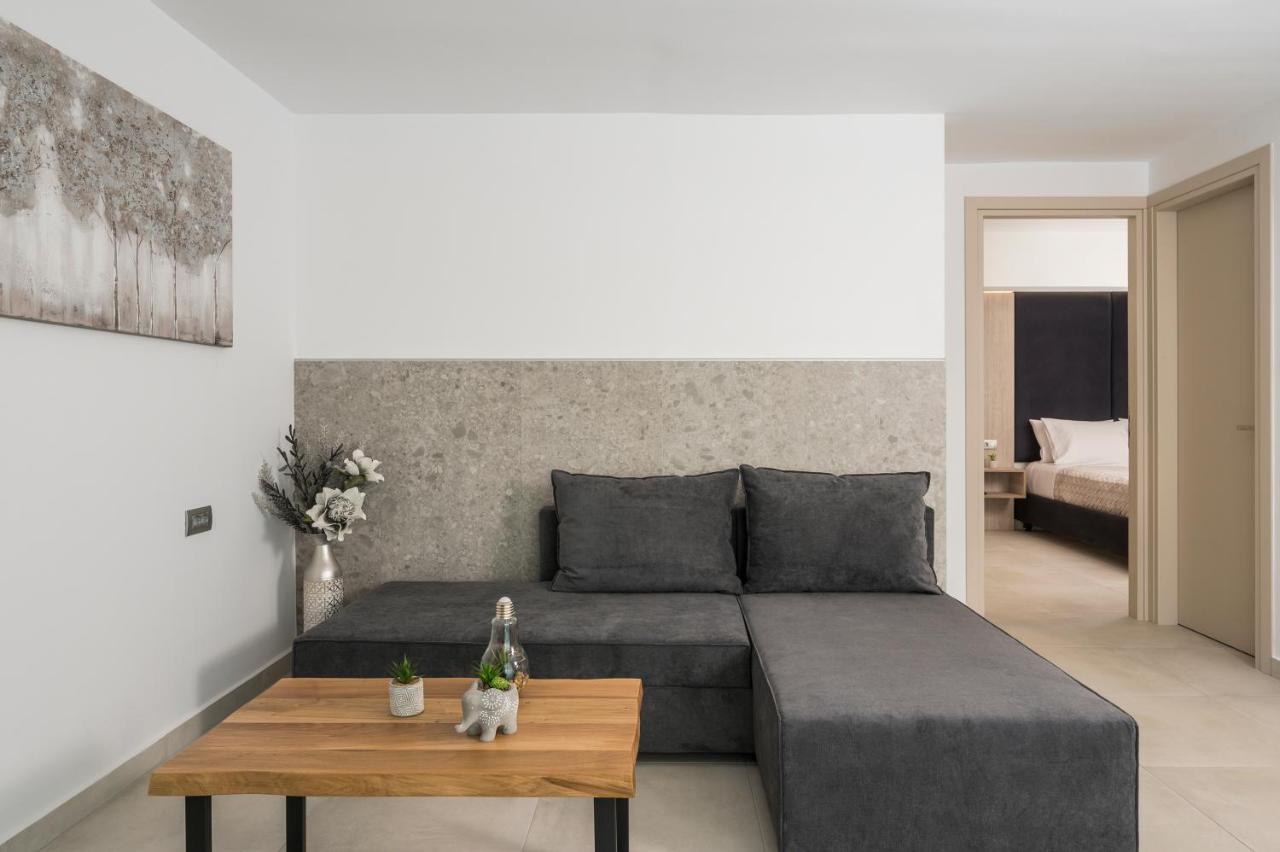 Quarters Luxury Apts Ханя Екстериор снимка