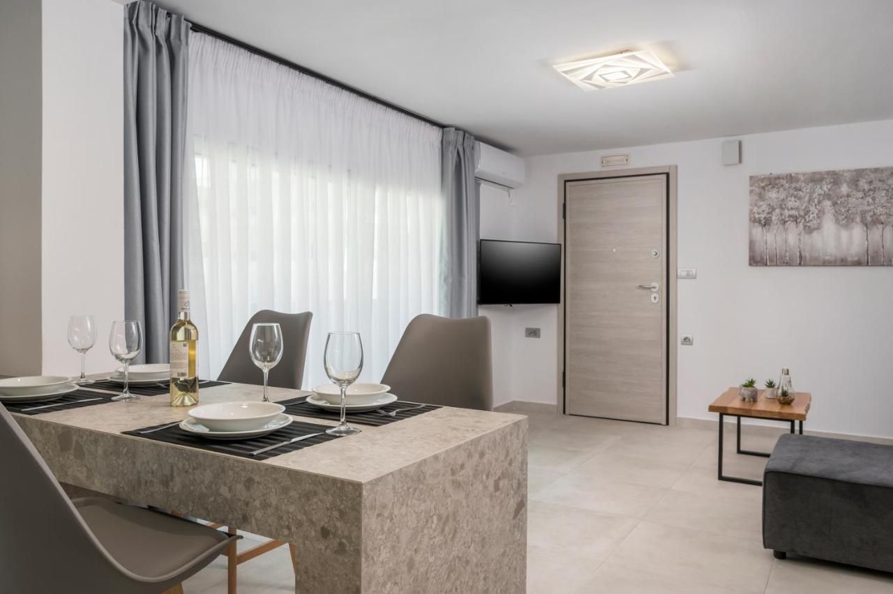 Quarters Luxury Apts Ханя Екстериор снимка